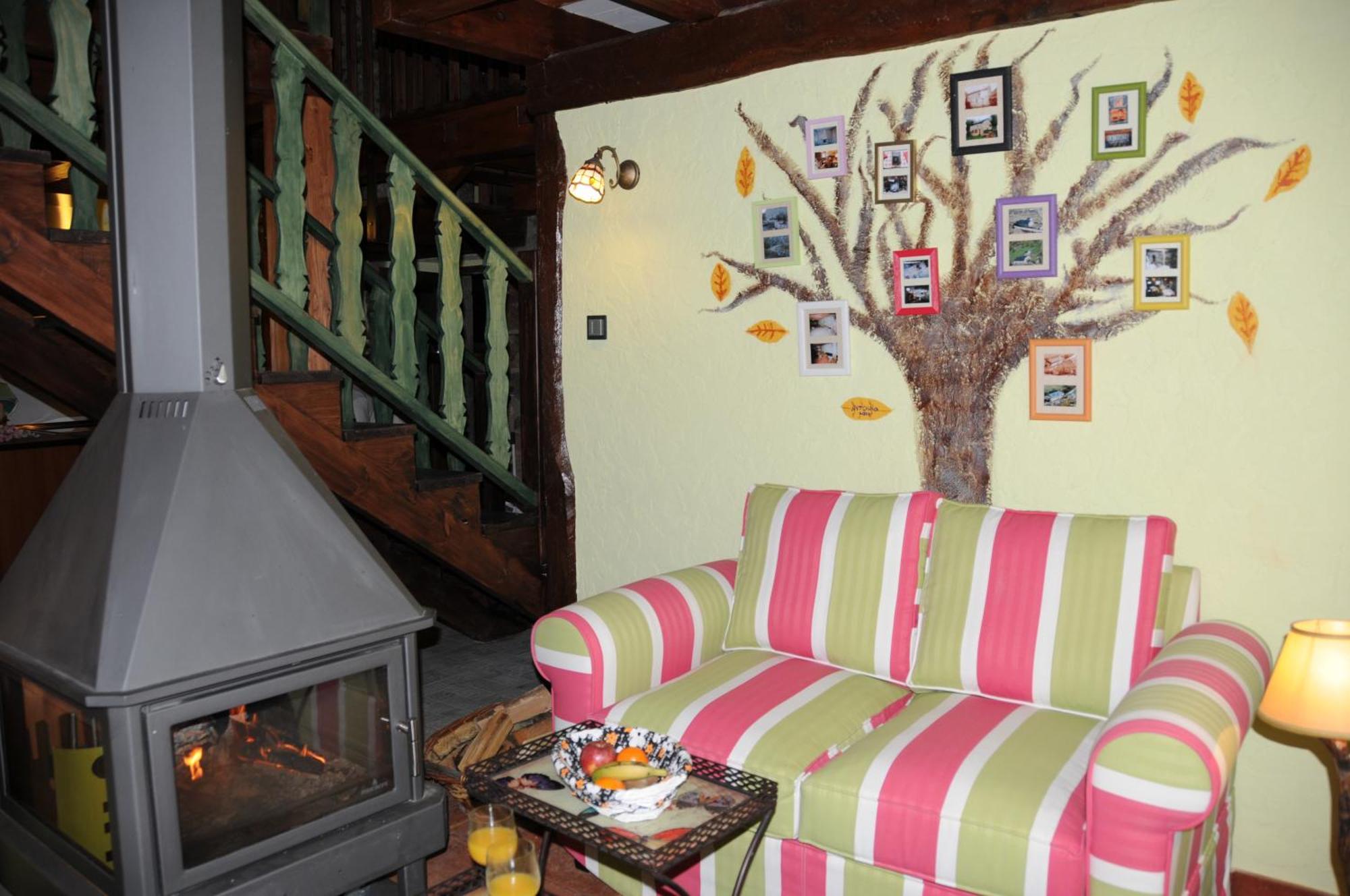 Casas Rurales Entre Babia Y La Luna Villafeliz Luaran gambar