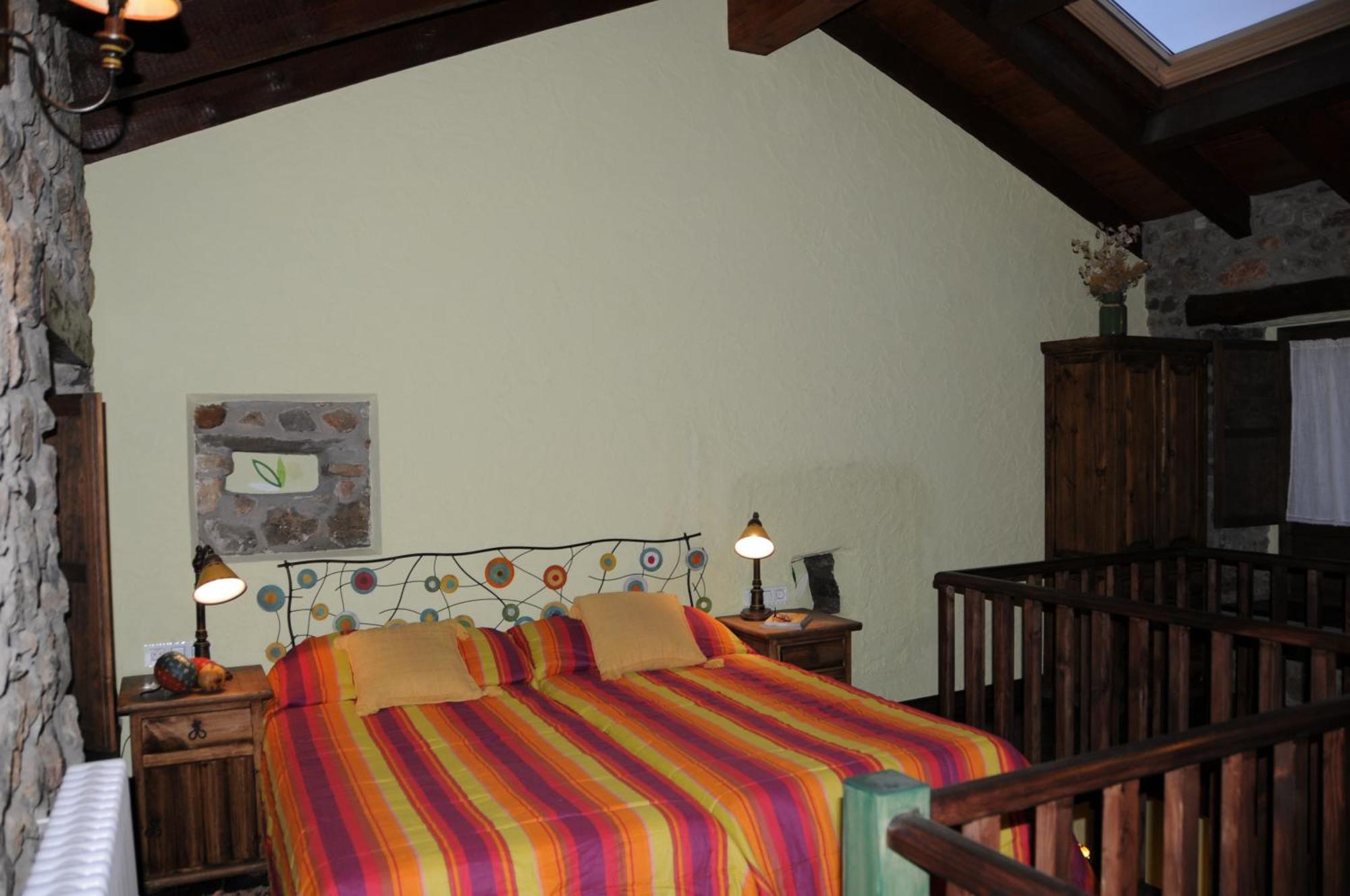 Casas Rurales Entre Babia Y La Luna Villafeliz Luaran gambar