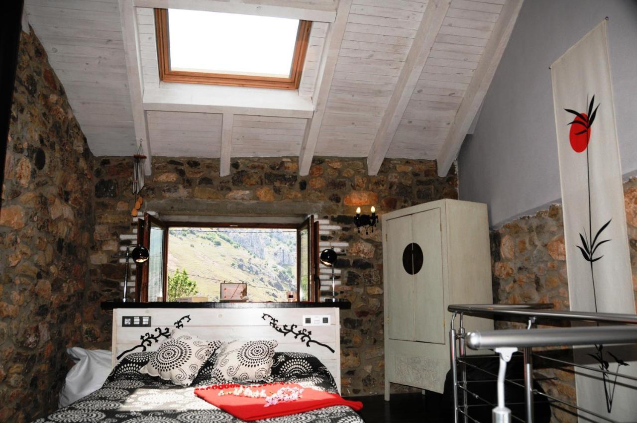 Casas Rurales Entre Babia Y La Luna Villafeliz Luaran gambar